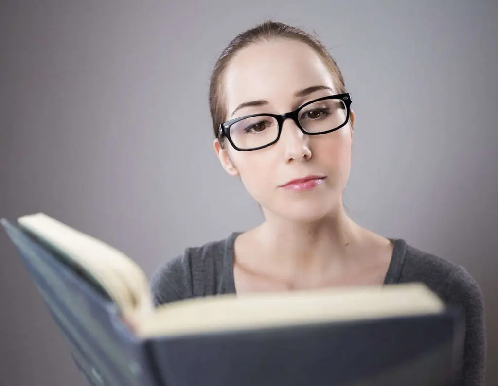 Biblia de Estudio en todas las versiones