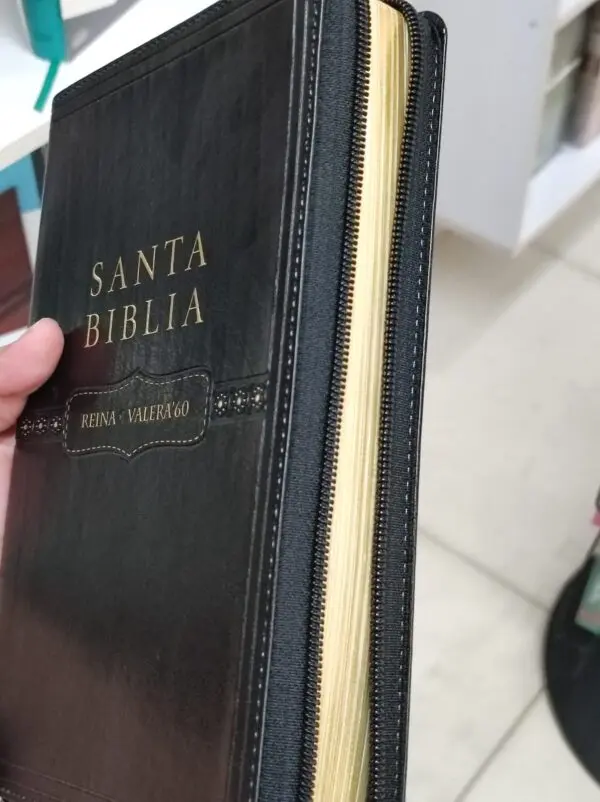 Biblia Reina Valera Cuero Italiano 065C - Imagen 3