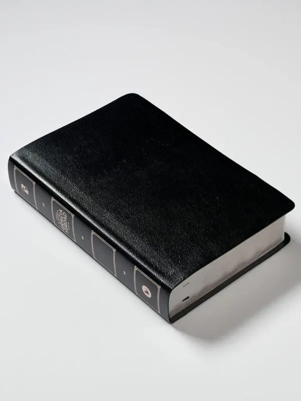 NBLA Biblia Estudio Gracia y Verdad Negra