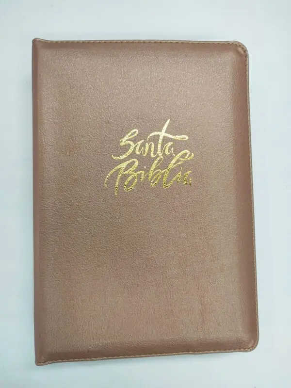 Biblia letra gigante Rosa, tamaño manual con referencias