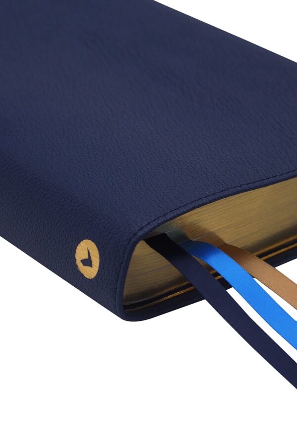 NBLA Biblia Ultrafina Letra Grande, Colección Premier, Azul Marino: Edición Limitada