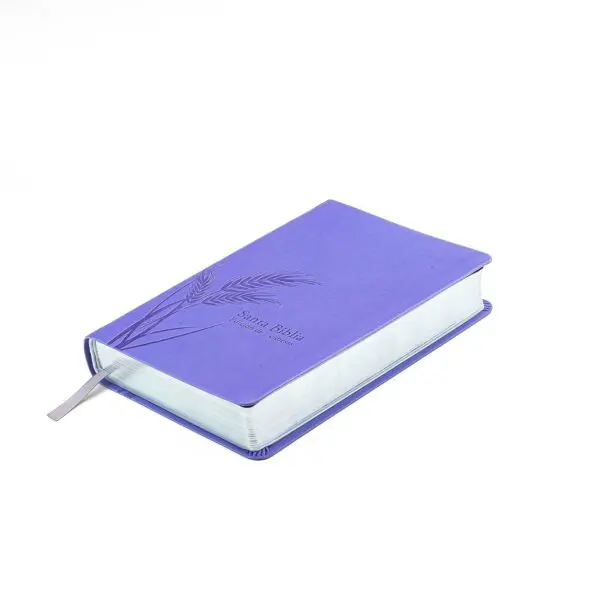 Biblia de Promesas Tamaño Manual Lavanda Imitación Piel RVR60 - Imagen 3