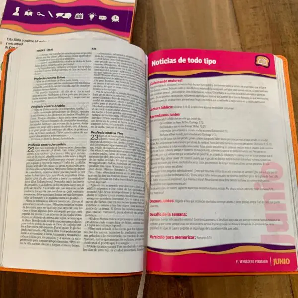 Biblia devocional familiar NBV: Edición lujo - Imagen 2