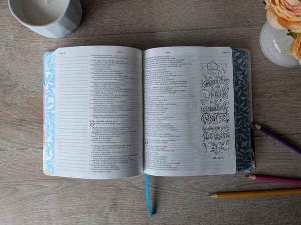 Biblia Inspira NTV (SentiPiel Paraíso floral) con Filament - Imagen 2