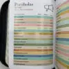 Biblia Reina Valera 1960 de bolsillo Imitación Piel lila con flores - Imagen 4
