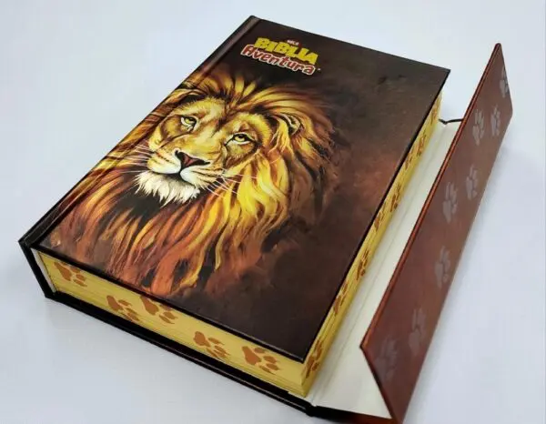 Biblia Aventura/NBLA/Leon/Tapa Dura/Cierre Magnético/Interior A Color - Imagen 2