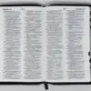 Biblia RVR60 LG tamaño manual con cierre con índice - Imagen 4