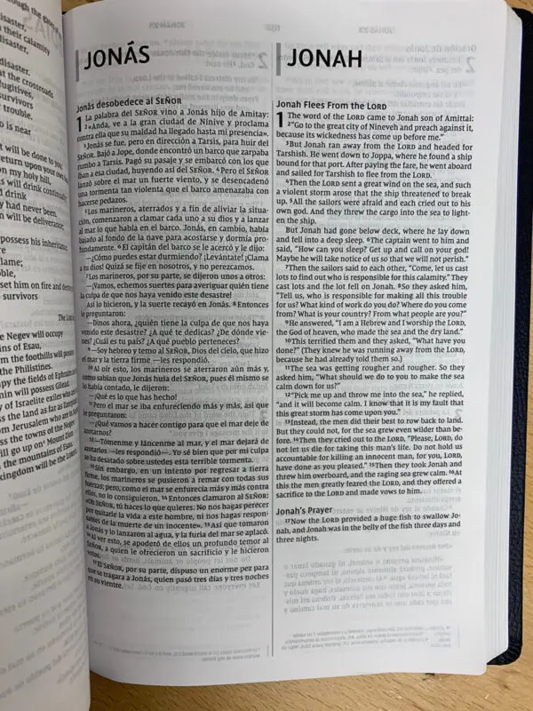 Biblia NVI NIV Bilingüe Piel Azul - Imagen 6
