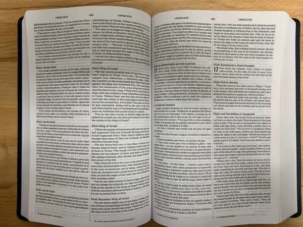 Biblia NVI NIV Bilingüe Piel Azul - Imagen 7
