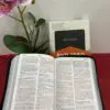 Biblia RVR60 Letra Grande Manual Negra Forrada - Imagen 4