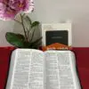 Biblia RVR60 Letra Grande Manual Negra Forrada - Imagen 5