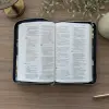 Biblia Filament Ultrafina NTV/ Ziper Azul Flores - Imagen 3