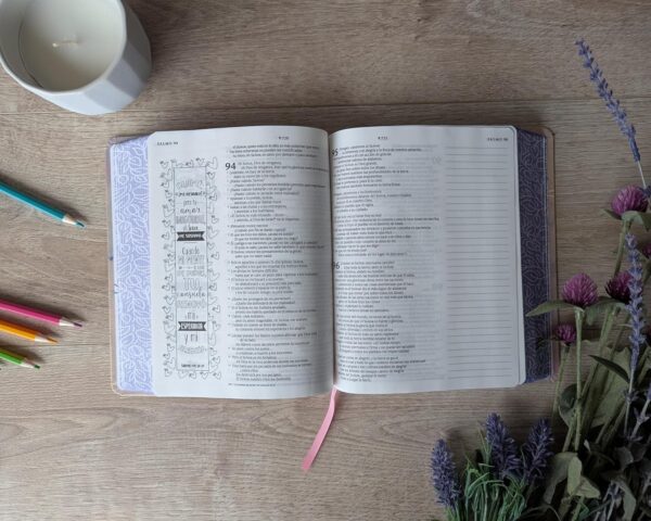 Biblia Inspira NTV /Rosa con Filament - Imagen 4