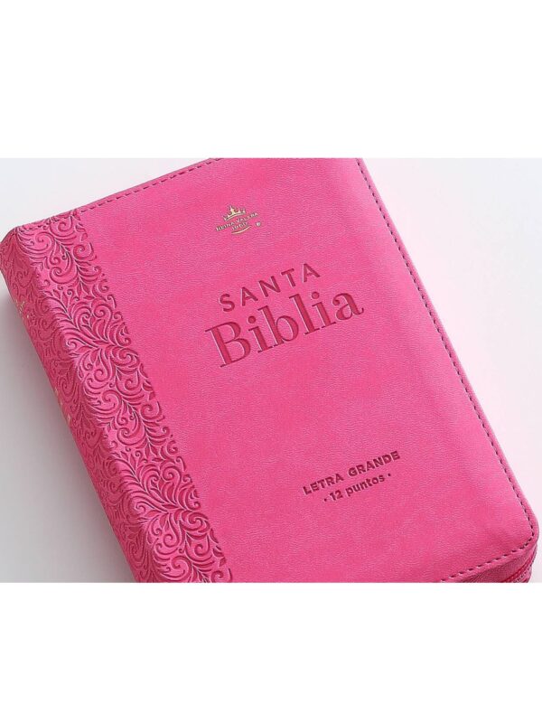 Biblia RVR60 con Cierre Portátil Sentí piel fucsia floral - Imagen 2