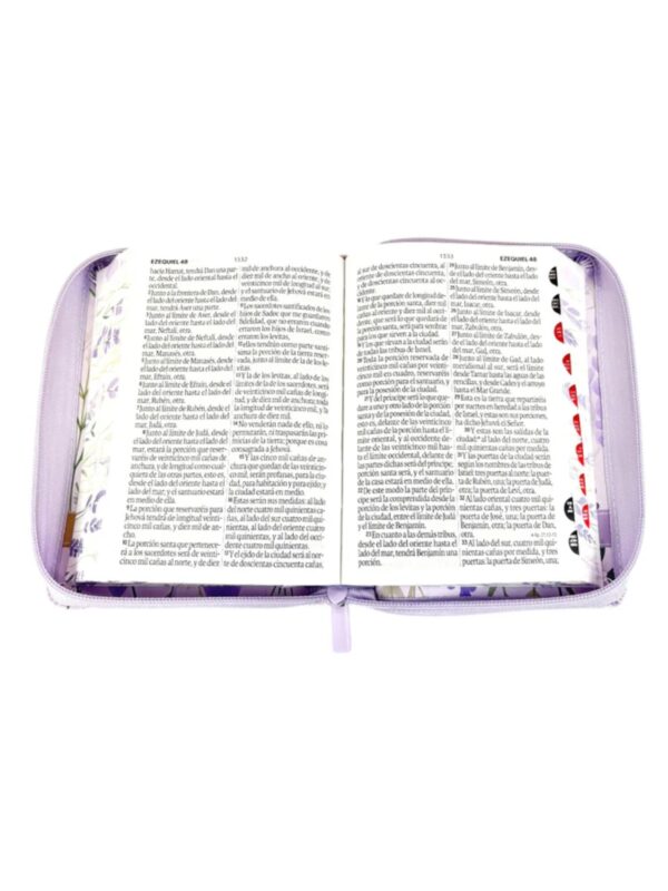 Biblia RVR1960 Sentí Piel Flores Lila con Cierre Canto Pintado - Imagen 3